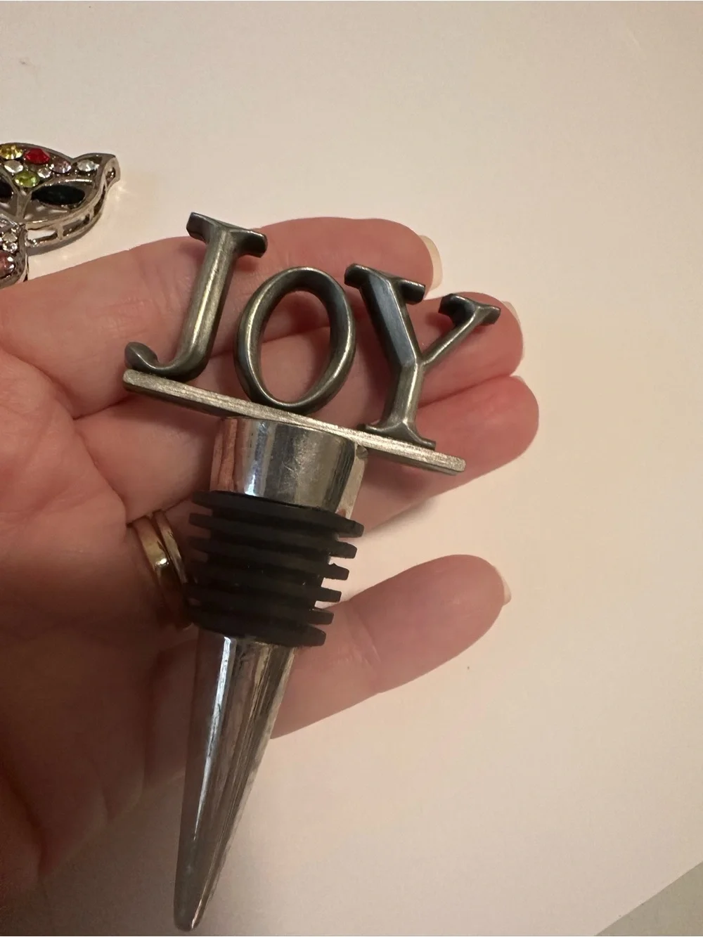 Wine bottle stoppers cat and the word joy